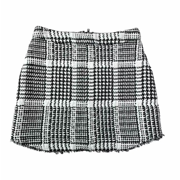 Cupcakes & Cashmere plaid mini skirt zip up black and white houndstooth pattern - Picture 5 of 13